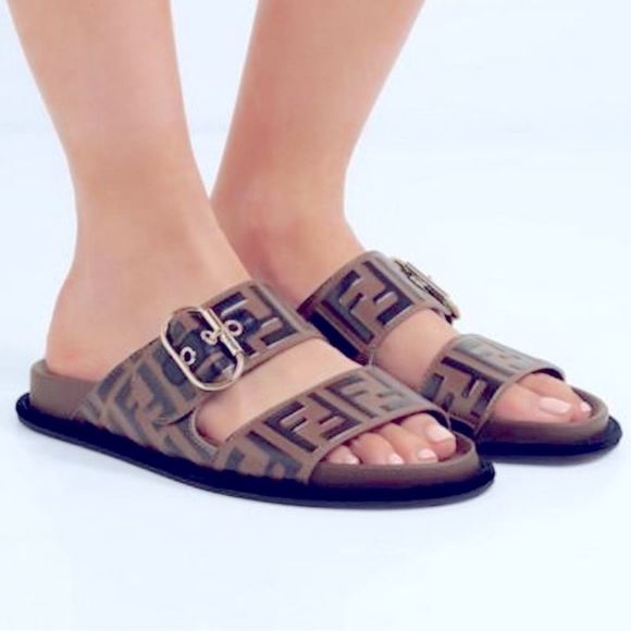 FENDI Leather FF Slide Sandals - Picture 4 of 10